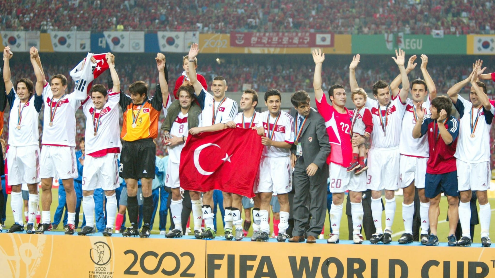 منتخب تركيا صاحب المركز الثالث في مونديال 2002